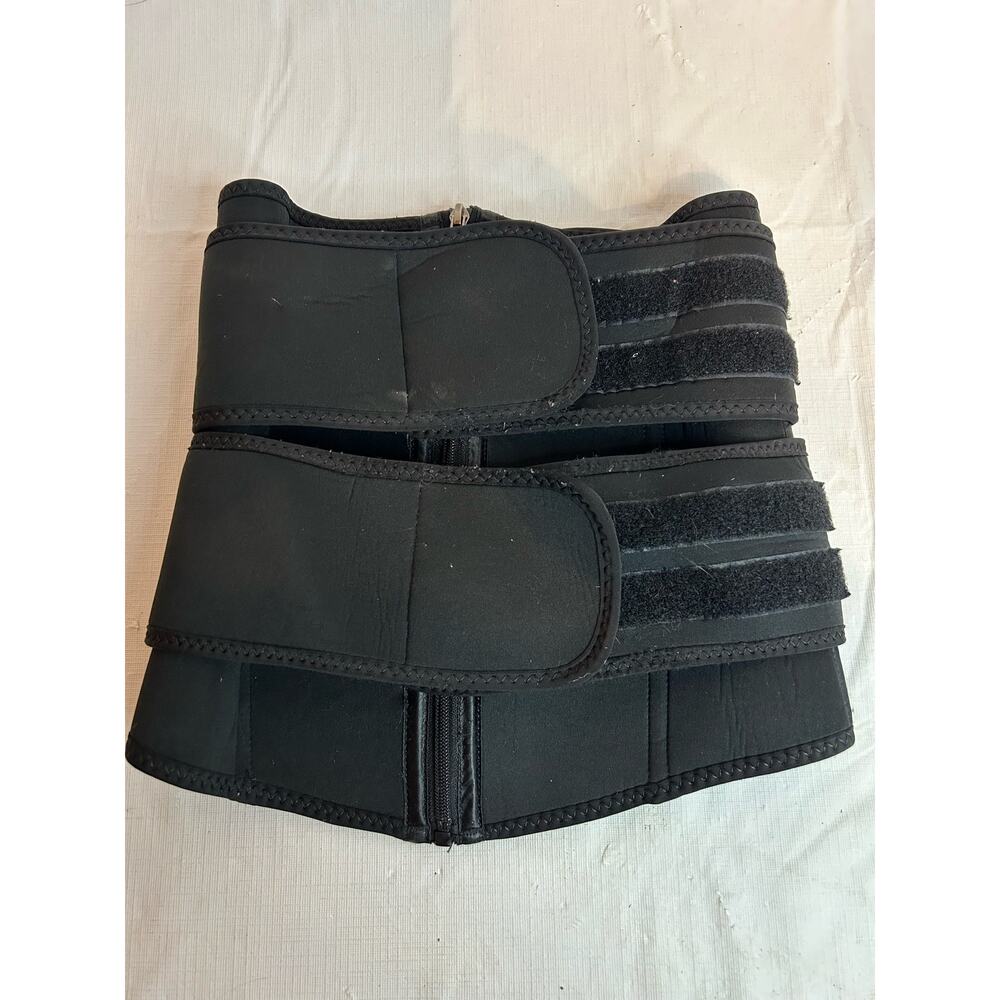 Preowned Black Adjustable Back Brace Adult Small